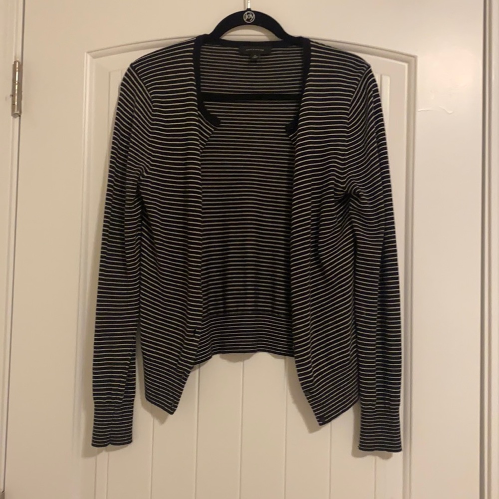 Ann Taylor Button Down Shirt -perfect condition